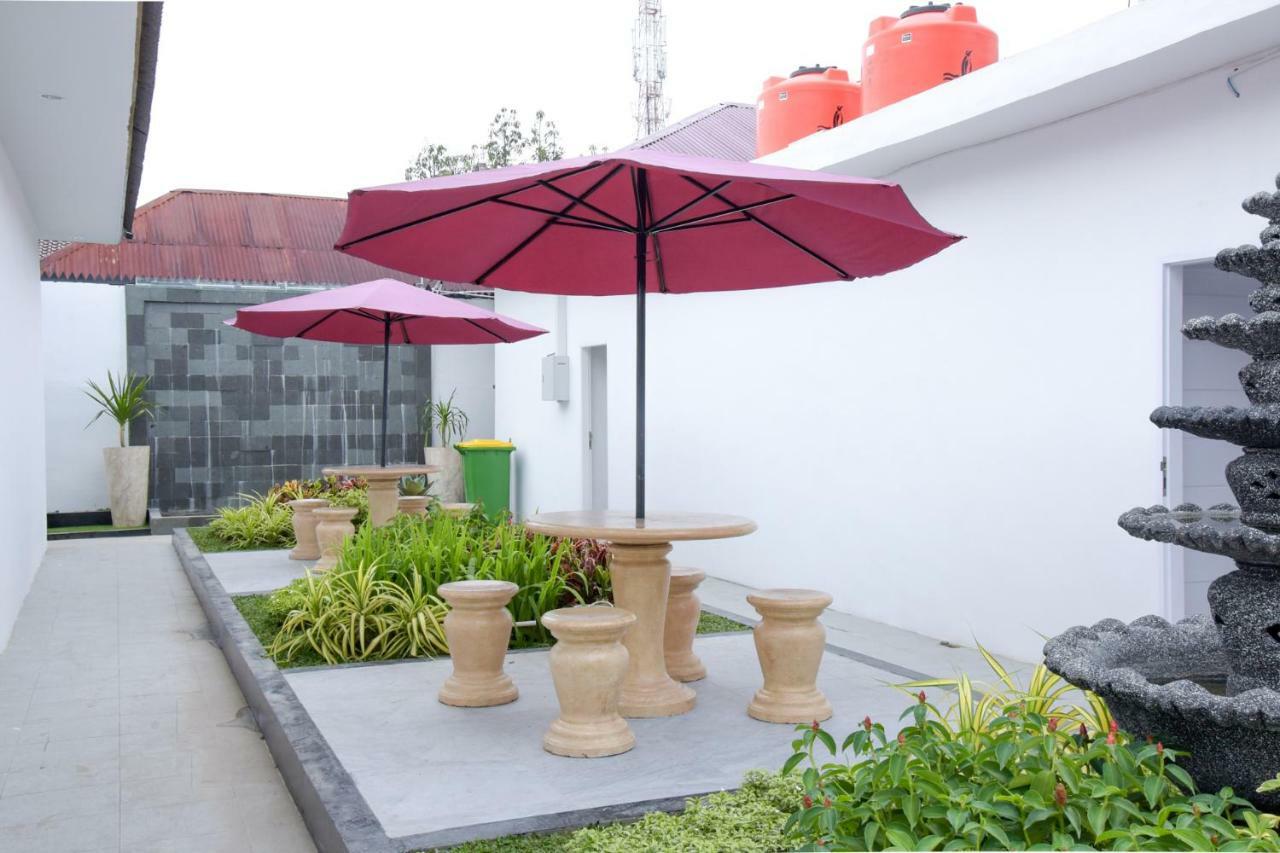 Reddoorz Plus Near Unimed Medan Exterior photo