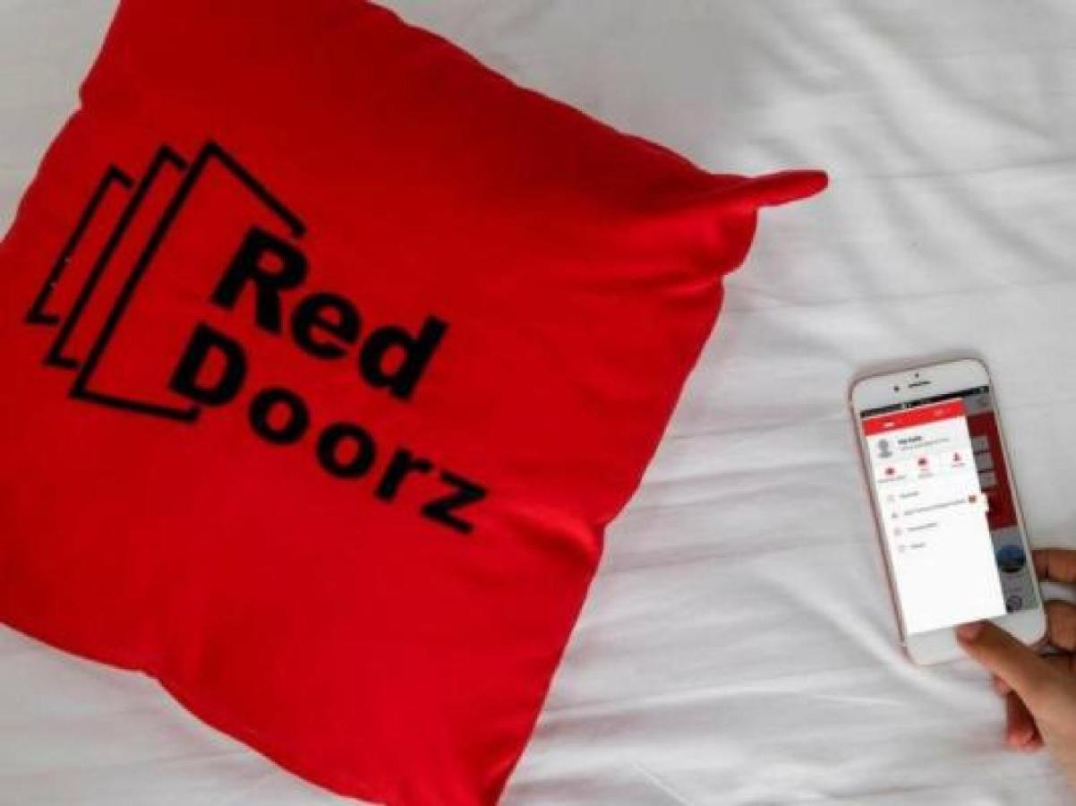 Reddoorz Plus Near Unimed Medan Exterior photo